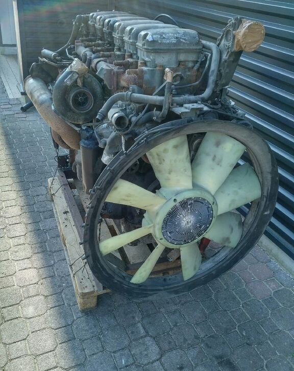 Scania 3-Series - Двигатель: фото 2 Scania 3-Series - Двигатель: фото 2