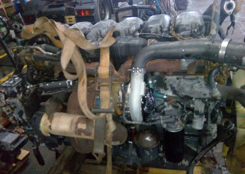 Scania 4-Series - Двигатель: фото 4 Scania 4-Series - Двигатель: фото 4