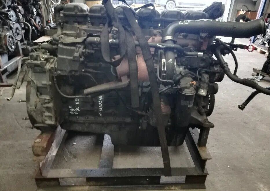 Scania 4-Series - Двигатель: фото 1 Scania 4-Series - Двигатель: фото 1