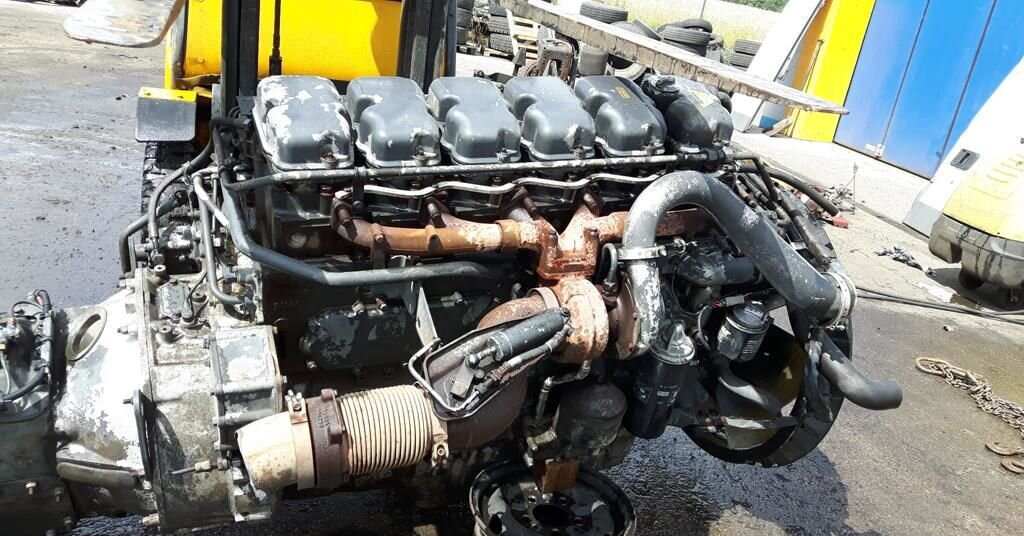 Scania P360 - Двигатель: фото 1 Scania P360 - Двигатель: фото 1