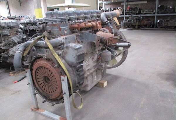 Scania P380 - Двигатель: фото 2 Scania P380 - Двигатель: фото 2