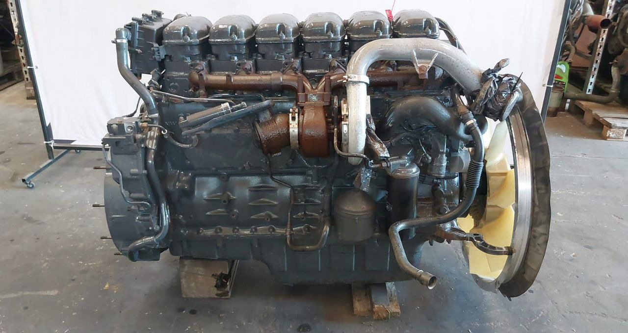 Scania P380 - Двигатель: фото 5 Scania P380 - Двигатель: фото 5