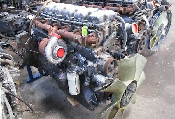 Scania P380 - Двигатель: фото 3 Scania P380 - Двигатель: фото 3