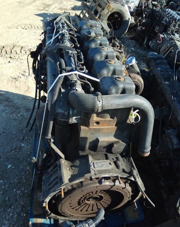 Scania P380 - Двигатель: фото 1 Scania P380 - Двигатель: фото 1