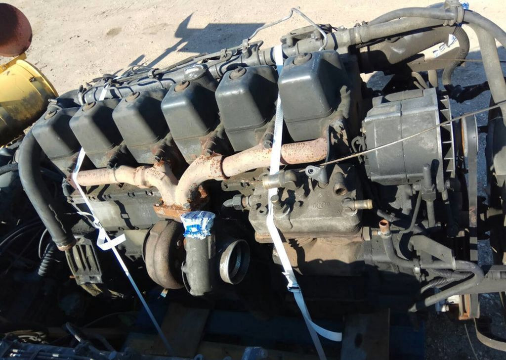 Scania P380 - Двигатель: фото 2 Scania P380 - Двигатель: фото 2