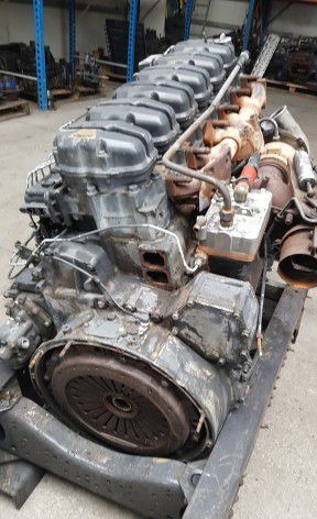 Scania P400 - Двигатель: фото 2 Scania P400 - Двигатель: фото 2