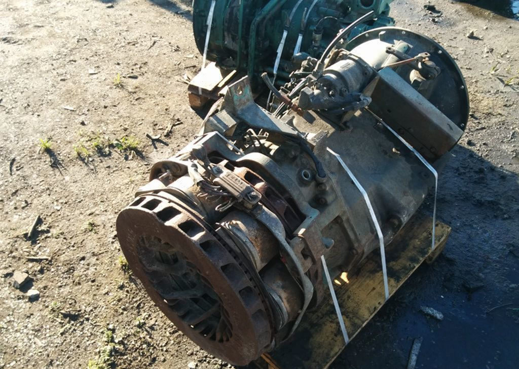 Scania P400 - Коробка передач: фото 1 Scania P400 - Коробка передач: фото 1