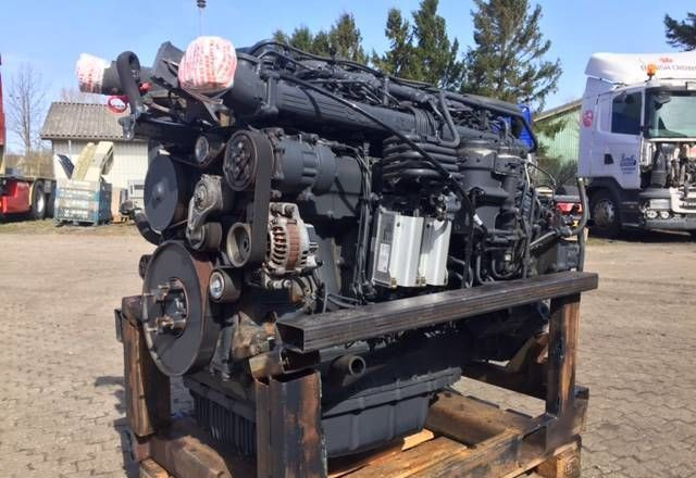 Scania P420 - Двигатель: фото 2 Scania P420 - Двигатель: фото 2