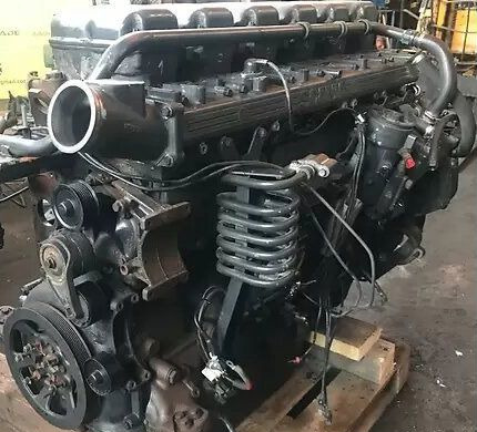 Scania P420 - Двигатель: фото 1 Scania P420 - Двигатель: фото 1