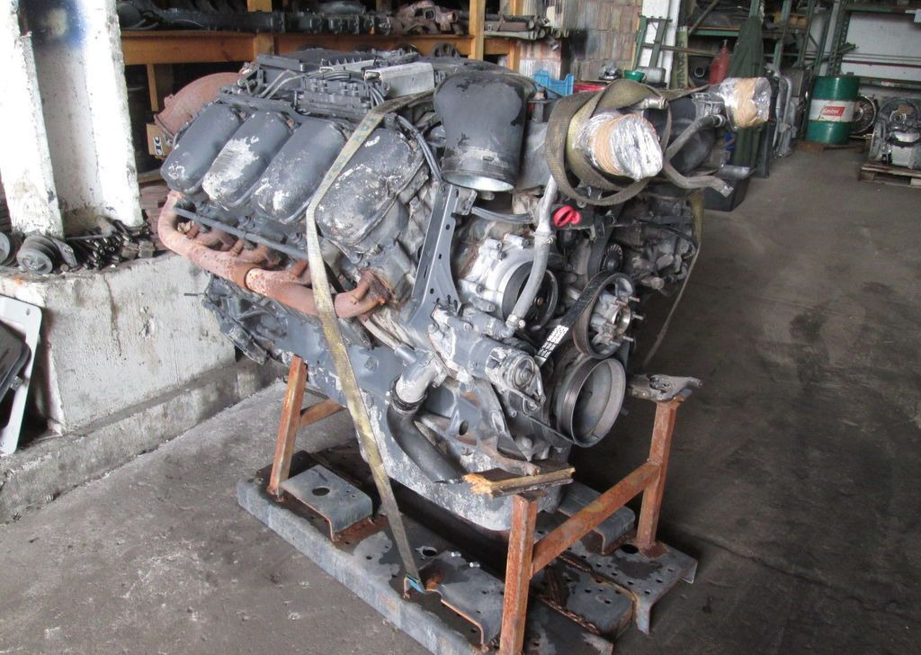 Scania R-series - Двигатель: фото 1 Scania R-series - Двигатель: фото 1