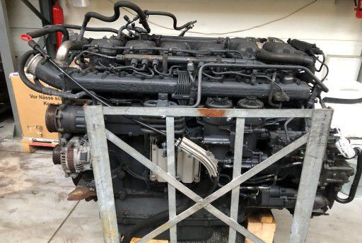 Scania R-series - Двигатель: фото 2 Scania R-series - Двигатель: фото 2