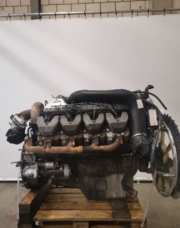 Scania S-series - Двигатель: фото 1 Scania S-series - Двигатель: фото 1