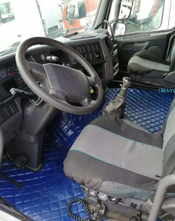 VOLVO - Кабина для Грузовиков: фото 3 VOLVO - Кабина для Грузовиков: фото 3