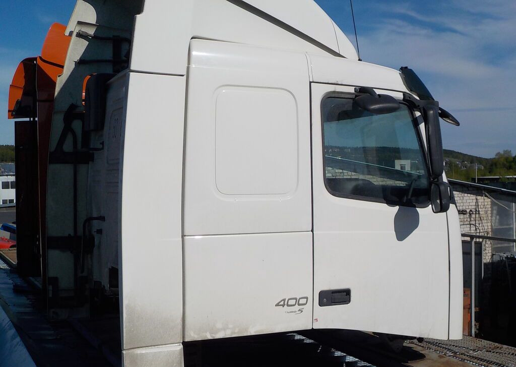 VOLVO - Кабина для Грузовиков: фото 3 VOLVO - Кабина для Грузовиков: фото 3