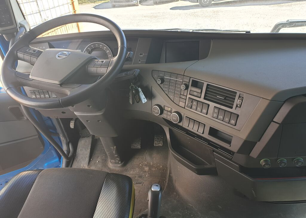 Кабина для Грузовиков VOLVO: фото 7