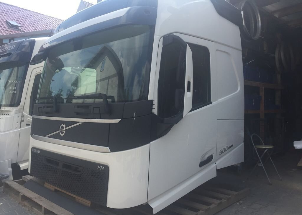 VOLVO - Кабина для Грузовиков: фото 2 VOLVO - Кабина для Грузовиков: фото 2
