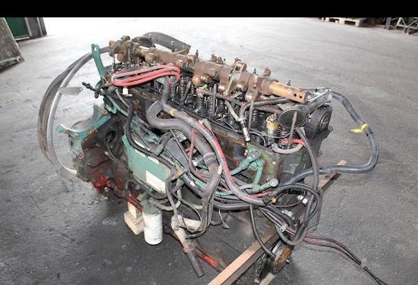 Volvo FH - Двигатель: фото 3 Volvo FH - Двигатель: фото 3