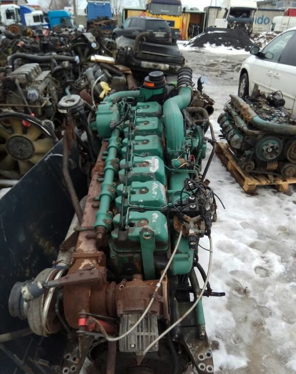 Volvo FH - Двигатель: фото 2 Volvo FH - Двигатель: фото 2