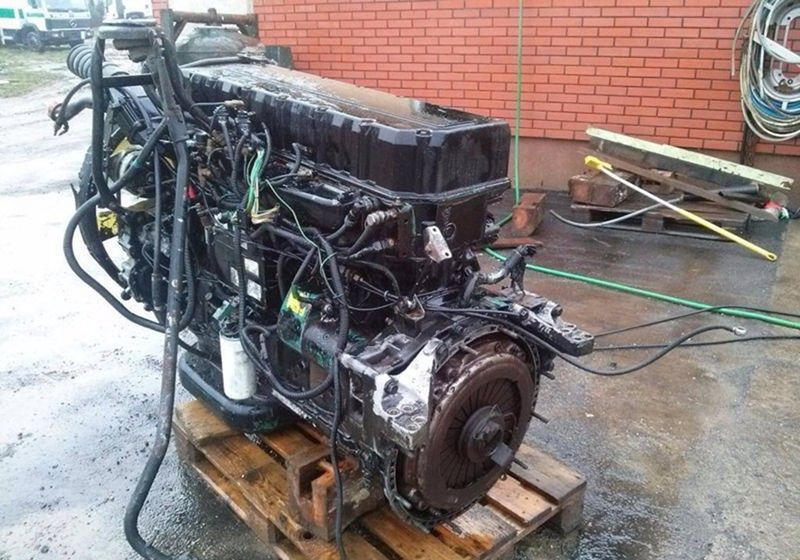 Volvo FH - Двигатель: фото 1 Volvo FH - Двигатель: фото 1