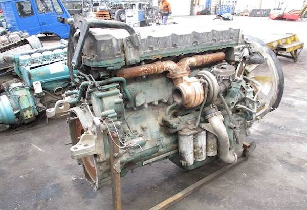 Volvo FH - Двигатель: фото 2 Volvo FH - Двигатель: фото 2