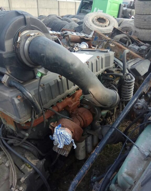 Volvo FH - Двигатель: фото 1 Volvo FH - Двигатель: фото 1