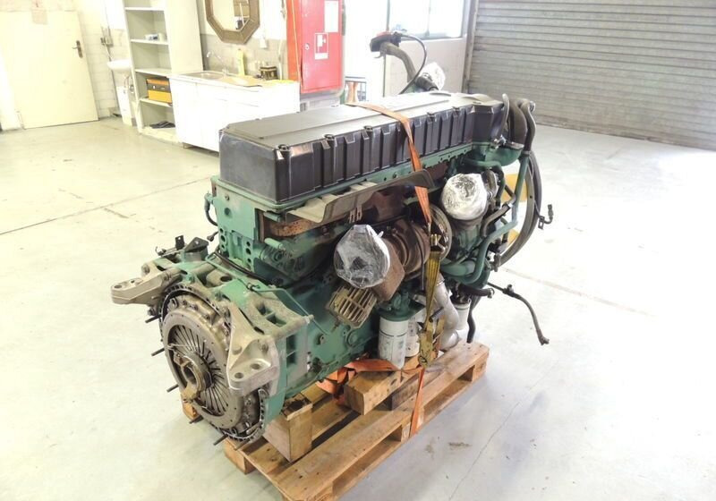 Volvo FH - Двигатель: фото 1 Volvo FH - Двигатель: фото 1