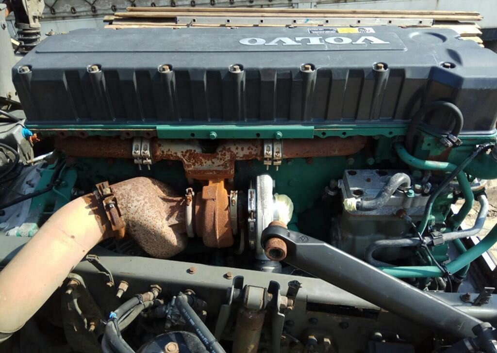 Volvo FH - Двигатель: фото 3 Volvo FH - Двигатель: фото 3