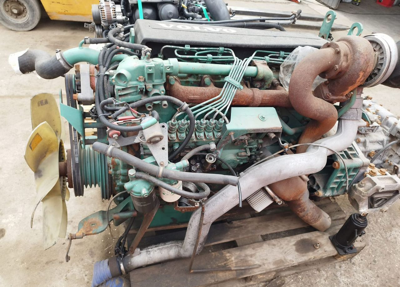 Volvo FL 210 - Двигатель: фото 2 Volvo FL 210 - Двигатель: фото 2