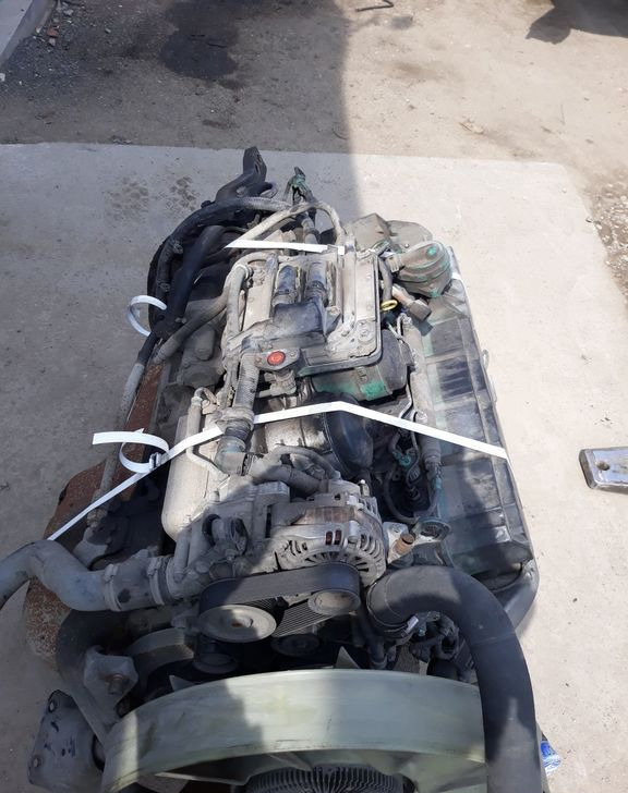 Volvo FL 7 - Двигатель: фото 1 Volvo FL 7 - Двигатель: фото 1