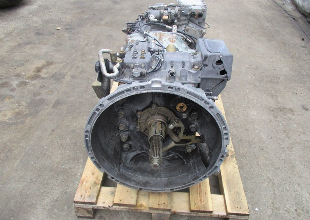 Volvo FM - Коробка передач: фото 3 Volvo FM - Коробка передач: фото 3