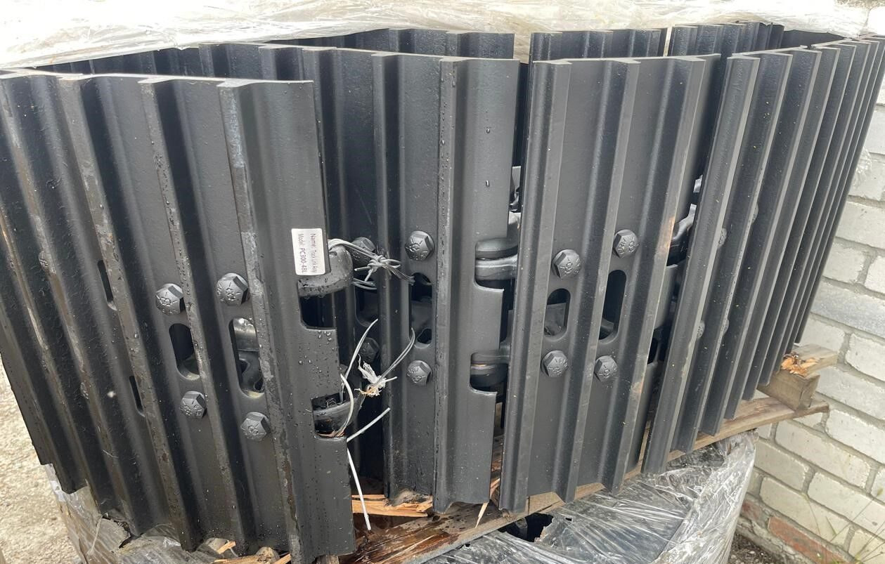 9167839 Гусеница в сборе размер (48 зв. 600*14 мм) - Гусеница для Экскаваторов: фото 1 9167839 Гусеница в сборе размер (48 зв. 600*14 мм) - Гусеница для Экскаваторов: фото 1