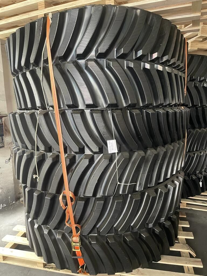 Гусеница резино-армированная Challenger MT800 (554112D1 563766D1 696-3651 656-3648 636-3653 699-3623 696-3066 656-3059 656-3058 1R1266) - Гусеница для Сельскохозяйственной техники: фото 2 Гусеница резино-армированная Challenger MT800 (554112D1 563766D1 696-3651 656-3648 636-3653 699-3623 696-3066 656-3059 656-3058 1R1266) - Гусеница для Сельскохозяйственной техники: фото 2