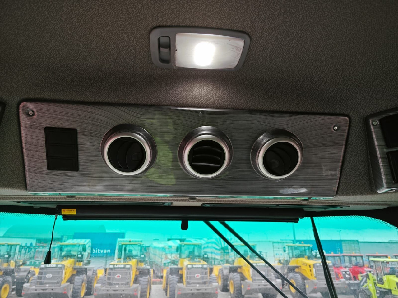 Самоходный опрыскиватель Опрыскиватель самоходный Suolun 3WP-4000: фото 7