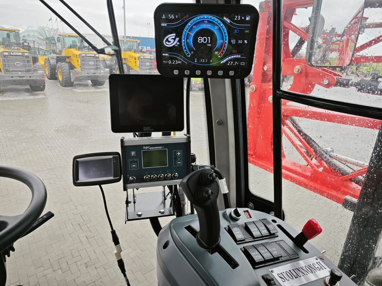 Опрыскиватель самоходный Suolun 3WP-4000 - Опрыскиватель: фото 4 Опрыскиватель самоходный Suolun 3WP-4000 - Опрыскиватель: фото 4