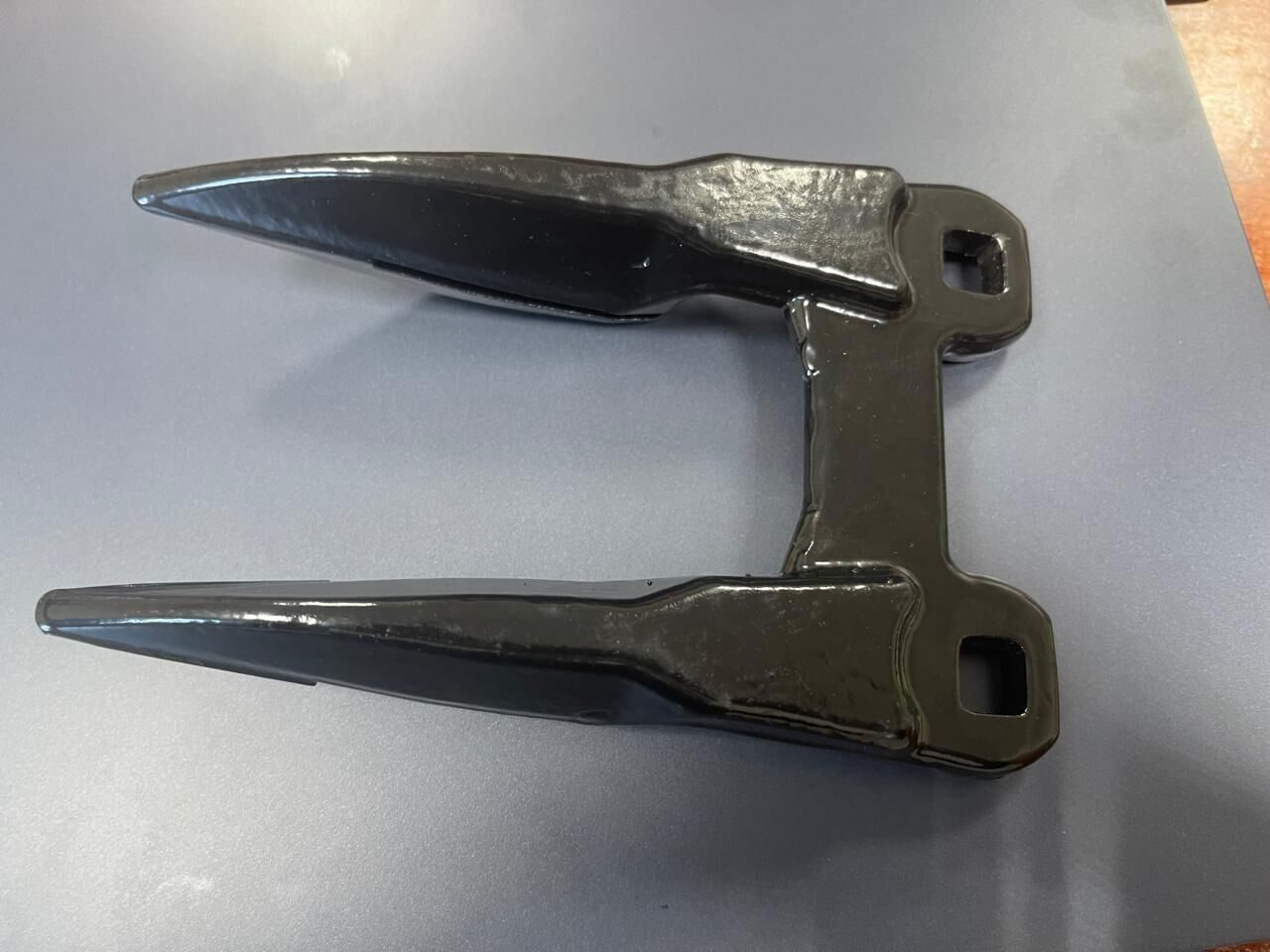 87702973 Палец двойной жатки (CASE, NEW HOLLAND) - Запчасти для Комбайнов: фото 1 87702973 Палец двойной жатки (CASE, NEW HOLLAND) - Запчасти для Комбайнов: фото 1