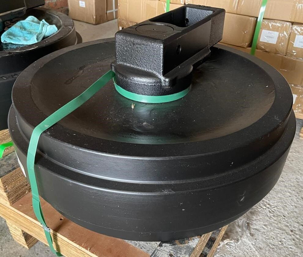 9306002 Направляющее колесо - Запчасти для Экскаваторов: фото 1 9306002 Направляющее колесо - Запчасти для Экскаваторов: фото 1