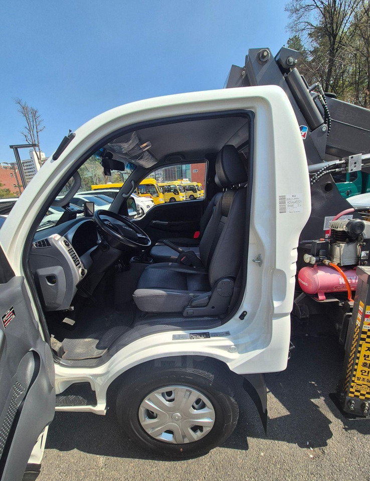 Atom 200S - Автовышка: фото 5 Atom 200S - Автовышка: фото 5