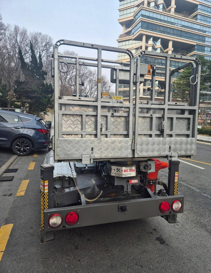 Автовышку ATOM 200 N 4 продаю. - Автовышка: фото 2 Автовышку ATOM 200 N 4 продаю. - Автовышка: фото 2