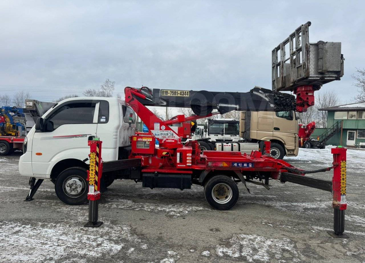 Автовышку ATOM - 200 S продаю. В наличии - Автовышка: фото 5 Автовышку ATOM - 200 S продаю. В наличии - Автовышка: фото 5