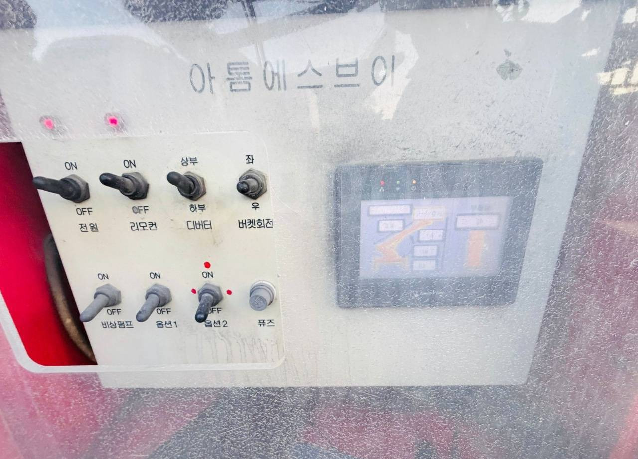 Автовышку ATOM 200 S продаю. В наличии - Автовышка: фото 4 Автовышку ATOM 200 S продаю. В наличии - Автовышка: фото 4