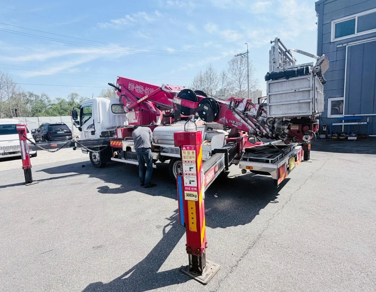 Автовышку Hansin HS-300 продаю. - Автовышка: фото 3 Автовышку Hansin HS-300 продаю. - Автовышка: фото 3