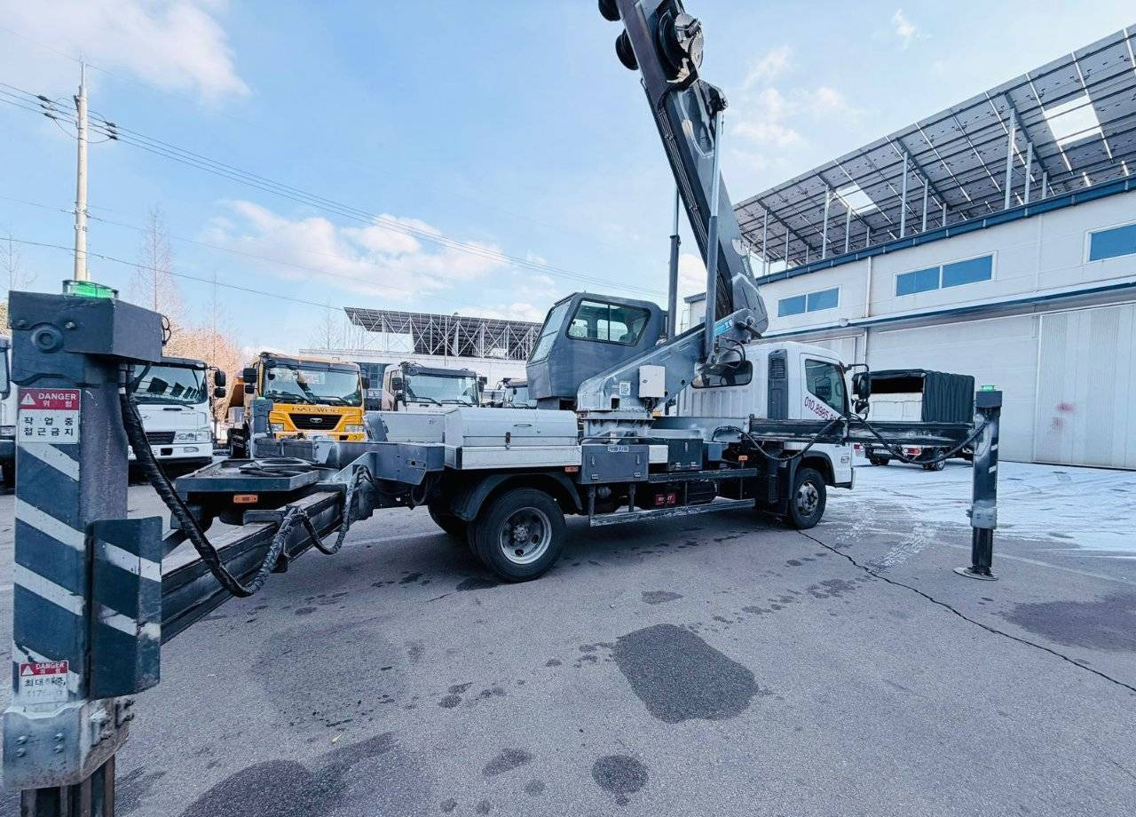 Автовышка Автовышку Horyong SKY 300 продаю.: фото 14 Автовышка Автовышку Horyong SKY 300 продаю.: фото 14