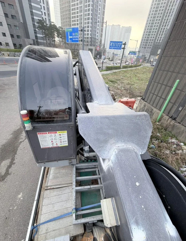 Автовышку Horyong SKY 300 продаю. - Автовышка: фото 5 Автовышку Horyong SKY 300 продаю. - Автовышка: фото 5