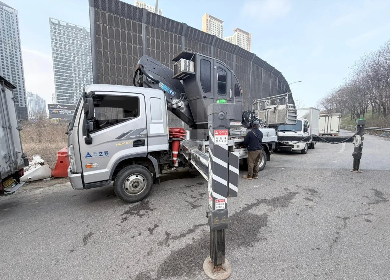 Автовышку Horyong SKY 300 продаю. - Автовышка: фото 1 Автовышку Horyong SKY 300 продаю. - Автовышка: фото 1