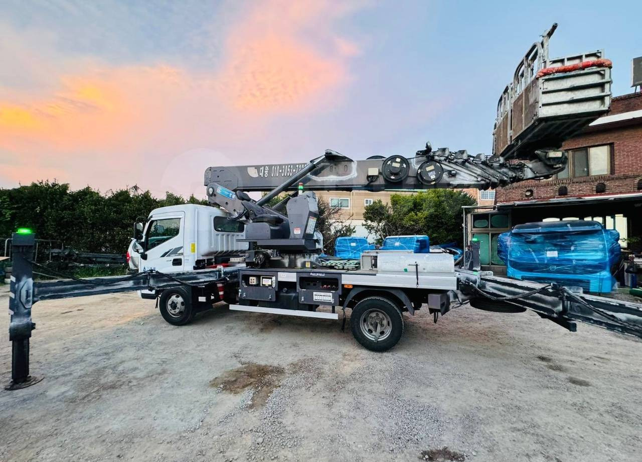 Автовышка Автовышку Horyong SKY 300 продаю. В Наличии: фото 14