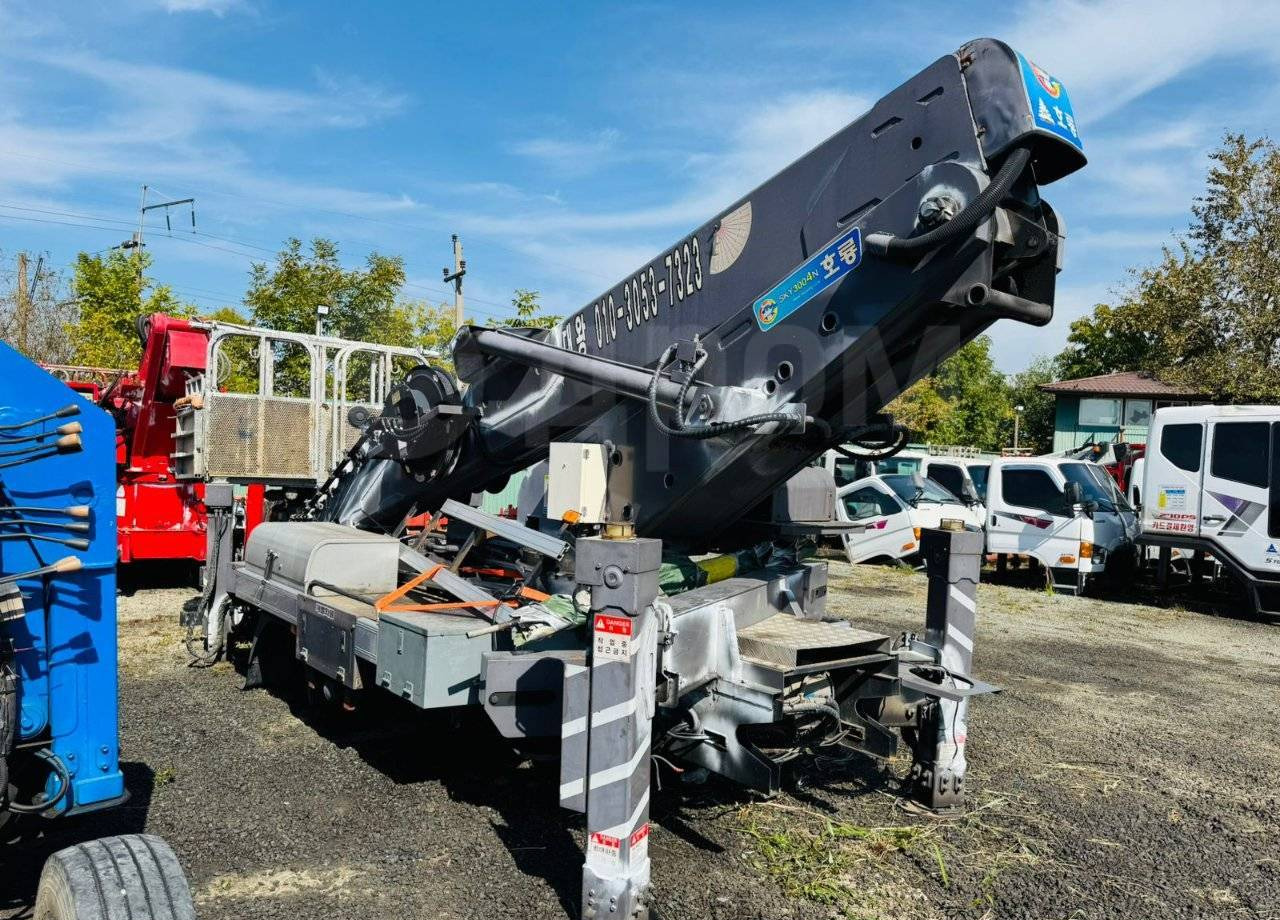 Автовышка Автовышку Horyong SKY 300 продаю. В Наличии: фото 18