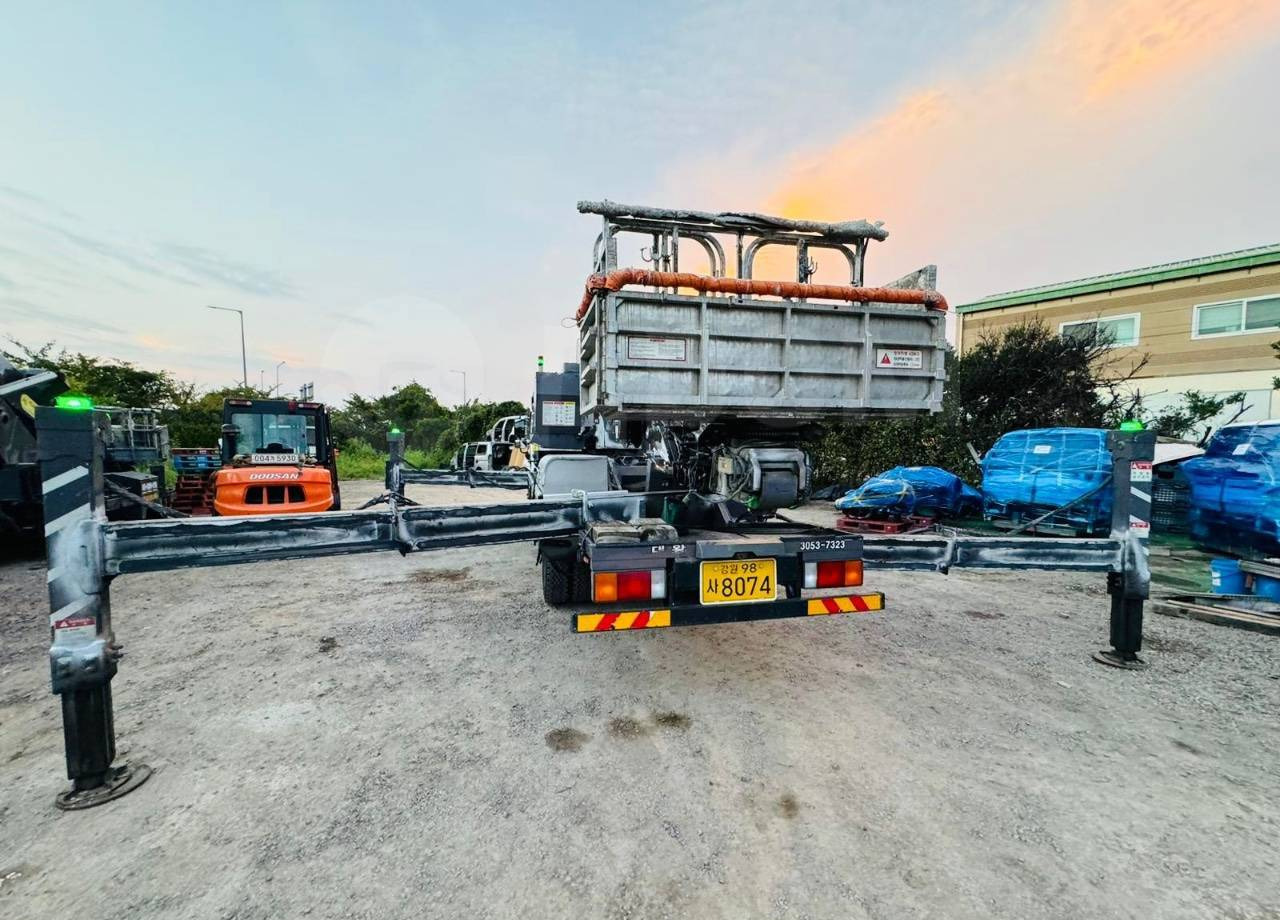 Автовышку Horyong SKY 300 продаю. В Наличии - Автовышка: фото 4 Автовышку Horyong SKY 300 продаю. В Наличии - Автовышка: фото 4