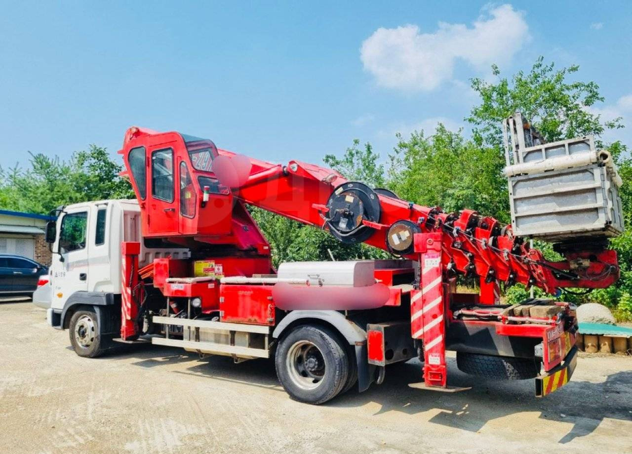 Автовышка Автовышку Horyong SKY 360 продаю. В наличии: фото 15