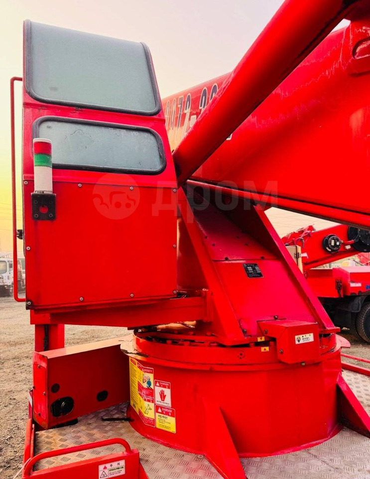 Автовышка Автовышку Horyong SKY 360 продаю. В наличии: фото 8