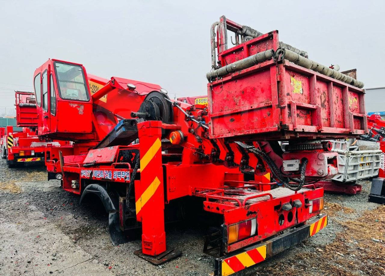 Автовышку Horyong SKY-360 продаю. В наличии - Автовышка: фото 3 Автовышку Horyong SKY-360 продаю. В наличии - Автовышка: фото 3